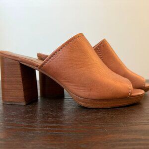 Frye Women's Blake Mule 10M